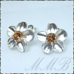 [EARRING] Silver 5 petal Flower Orange Crystal CZ オレンジ クリスタル CZ 5枚花びら フラワー お花 シルバー スタッド ピアス