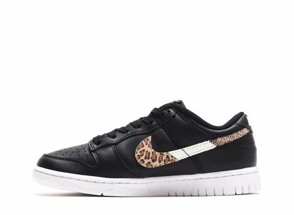 W NIKE DUNK LOW SE ナイキ ダンク ロー スニーカー　29㎝