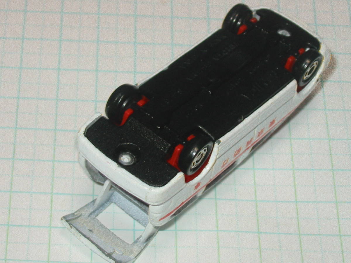 絶版品 トミカ 87 ☆トヨタ エスティマ 救急車 TOYOTA ES | JChere
