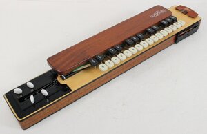 □現状品□ LYRISSH SUBARU ライリッシュ スバル ソプラノ 大正琴 ケース、譜面台付き 使用感少 (2744211)