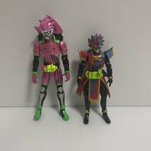 仮面ライダーエグゼイド パラドクス フィギュア LVUR RKF_画像1