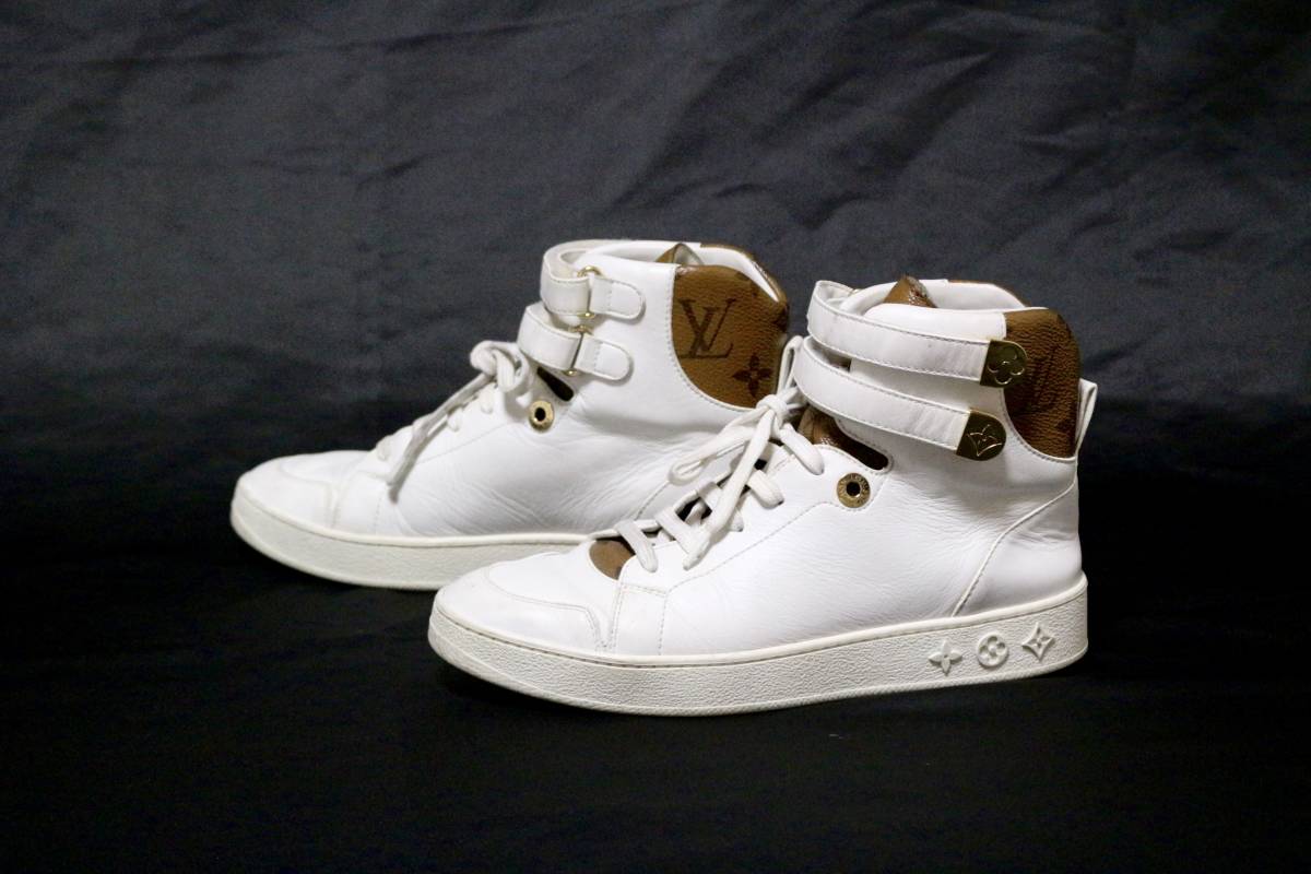 ルイヴィトン LOUIS VUITTON スニーカー - greatriverarts.com
