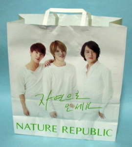 即決◆JYJ◆NATURE REPUBLIC ２０１１年版 紙袋◆非売品◆ジェジュン☆ユチョン☆ジュンス