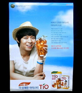 即決◆ユチョン ／ YuChun ◆TIO アイスティー 店頭用ポスター◆非売品◆国内発送