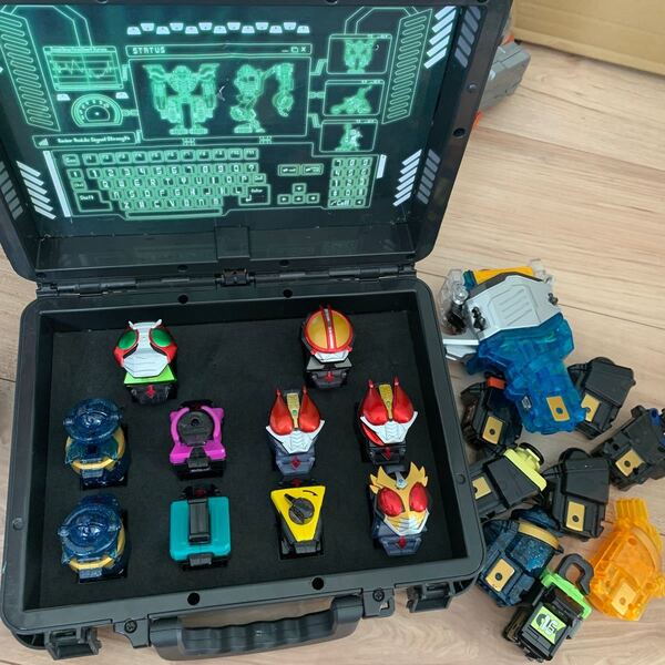 仮面ライダーフォーゼ アストロスイッチ アタッシュケース