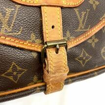 仙37【１円スタート】　LOUIS VUITTON　ルイ・ヴィトン　 ショルダーバッグ ソミュール30 LV　モノグラム　ブラウン M42256_画像5