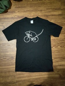 自転車に乗るネズミ Tシャツ マウス ラット ねずみ好きさんに ファンシーマウス ファンシーラット