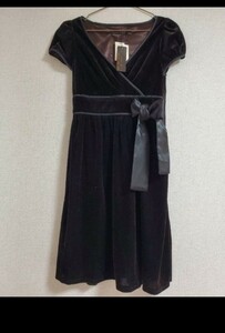 新品　Mサイズ　黒　ベロア生地　ワンピース　ドレス