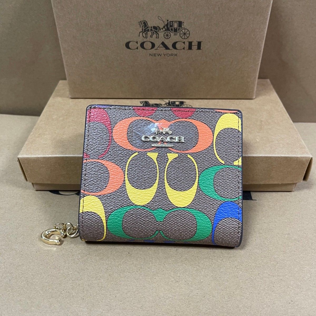 2021年激安 新品未使用 コーチ COACH 折り財布 レインボー 再入荷 ilam.org