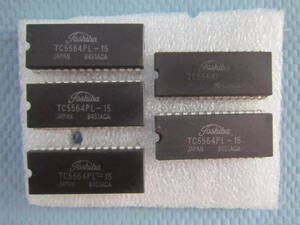 TOSHIBA JAPAN TC5564PL-15 *5個 8451ACA 半導体 IC