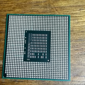 岐阜 即日 送料180円～ ★ Intel Celeron Dual-Core B800 1.5G SR0EW ★ 確認済 管理番号 C001