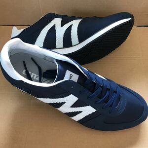 ミズノ　美津濃　昭和レトロMライン復刻　Mizuno MR1 D1GA1850 ネイビーxホワイト　27.5cm。