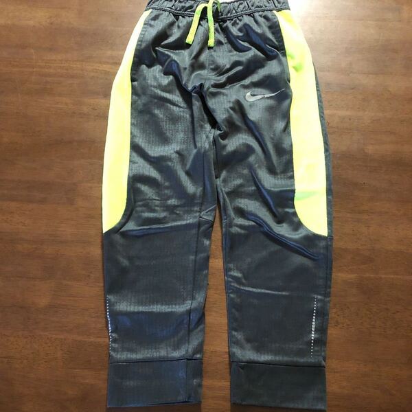 【NIKE/ナイキ】 トレーニングパンツ ズボン サイズS 140㎝ 蛍光イエロー×グレー 中古