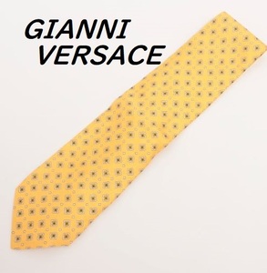Giannivel Sath Nectage Gianni Versace ① Gianni Versace Tie