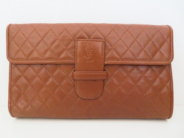 ヤフオク! -「ysl クラッチバッグ」の落札相場・落札価格