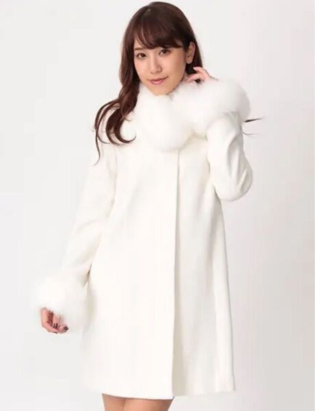 新品タグ付き セシルマクビー ファービジューコート