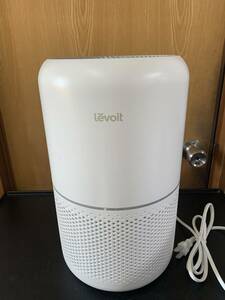 未使用品　Levoit　ルポイト　Core300　2022年製　空気清浄機　脱臭　花粉　小型　卓上　家電　ホワイト①