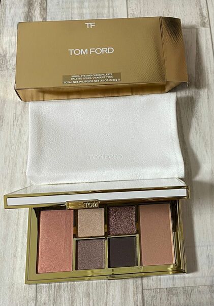 TOMFORD トムフォード ソレイユ アイ アンド チーク パレット 03 ソーラーエクスポージャ　アイシャドウ　フェイスカラー