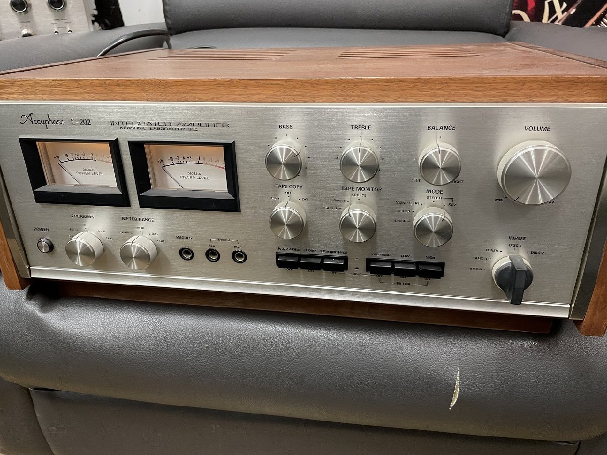 ヤフオク! -「アキュフェーズ e202」の落札相場・落札価格