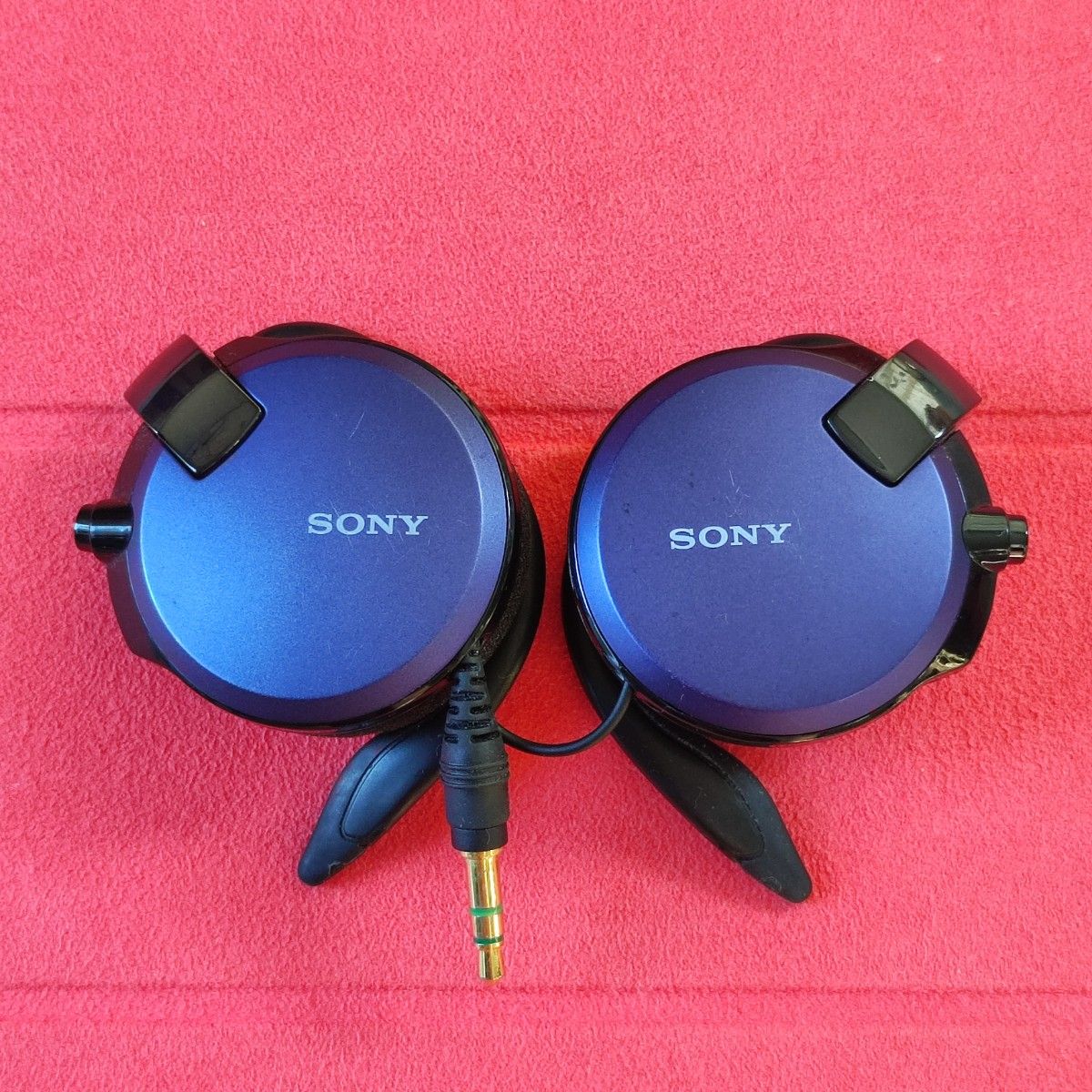 貴重な生産終了品。SONY製の耳かけイヤホン（MDR-Q38LW） | fondation