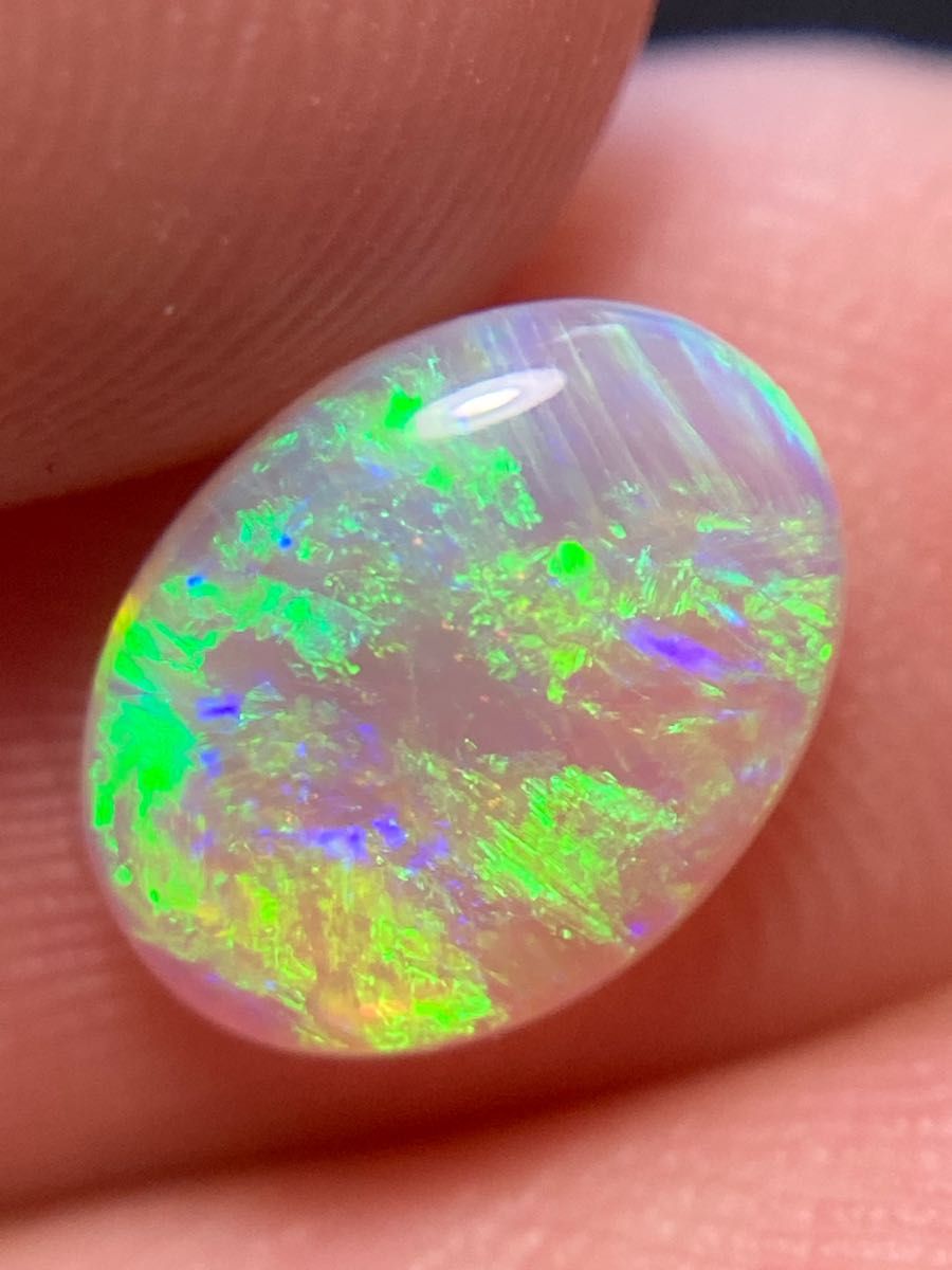 ブラジル産天然アレキサンドライト 0.15ct ルース 加工などに