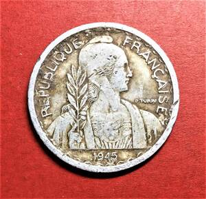 4568　フランス領インドシナ　1945年　20セント硬貨　24㎜