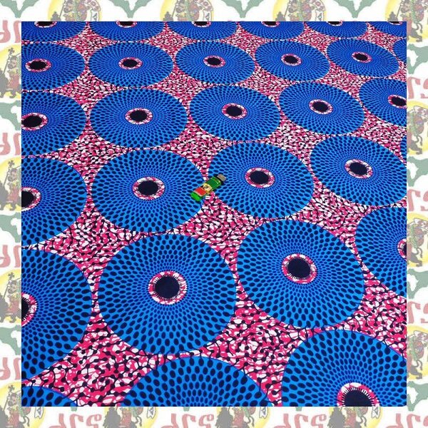 【SALE/90cm x 110cm/1ヤード】アフリカンプリント生地 barg-d57 アフリカ布 アフリカ生地 ゴールドプリント アンカラ キテンゲ パーニュ