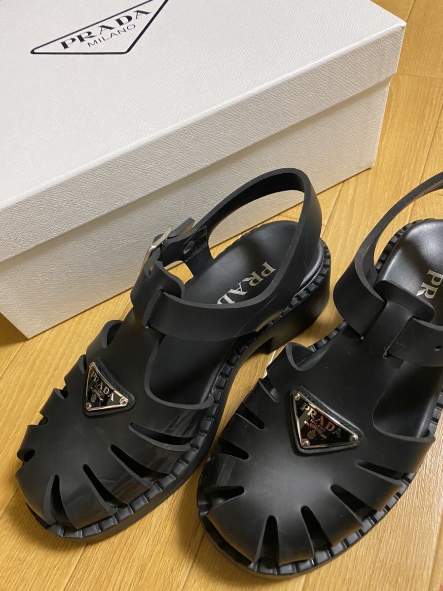 全品最安値に挑戦全品最安値に挑戦PRADA 2022SS グルカサンダル