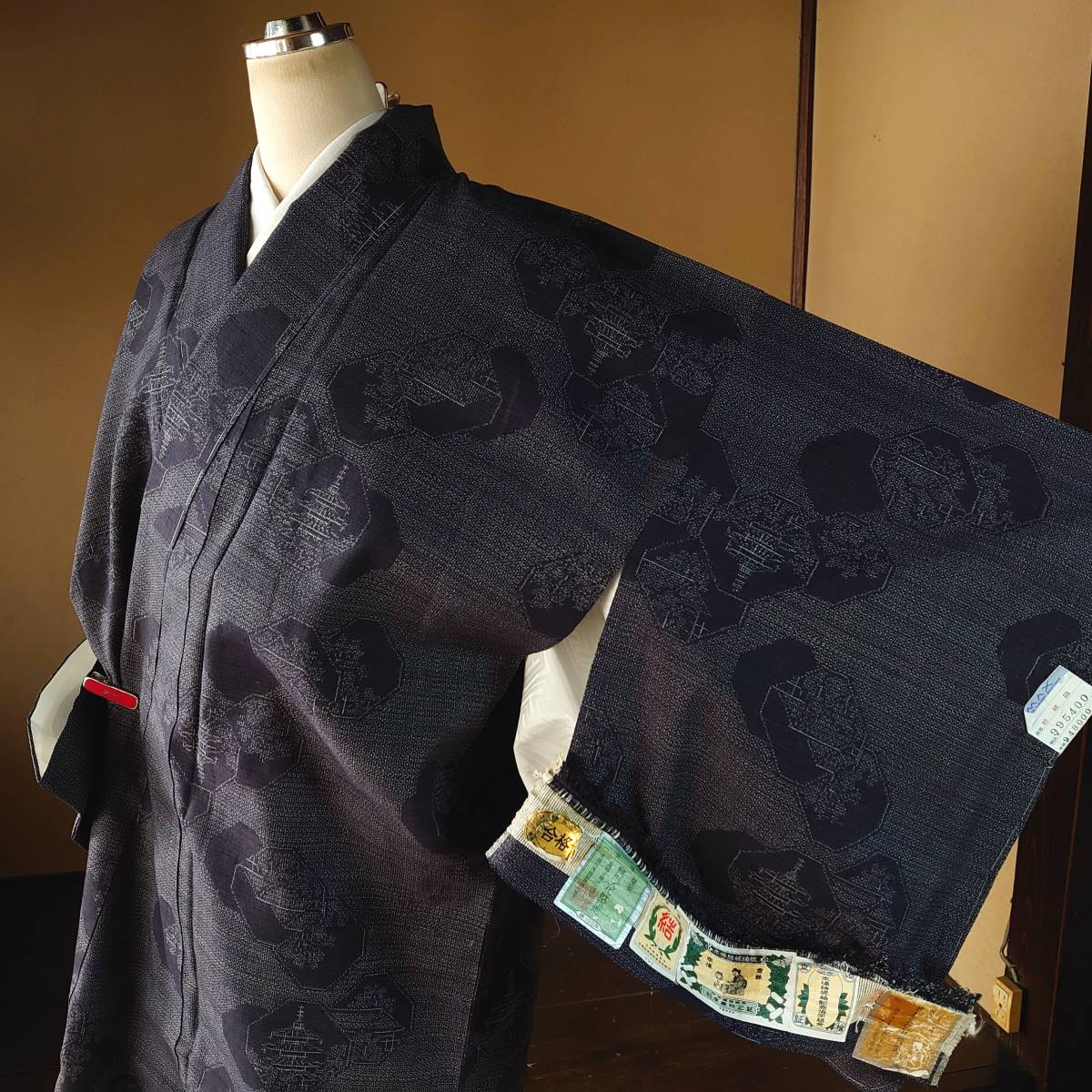 ヤフオク! - 結城紬(紬、お召)の中古品・新品・古着一覧