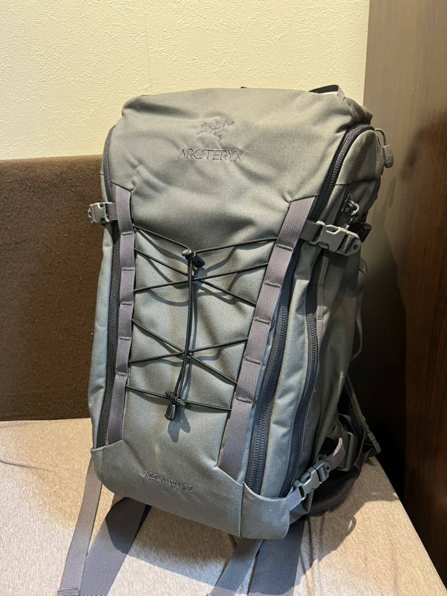 美品 アークテリクス リーフ ARC´TERYX LEAF リュック KHARD-