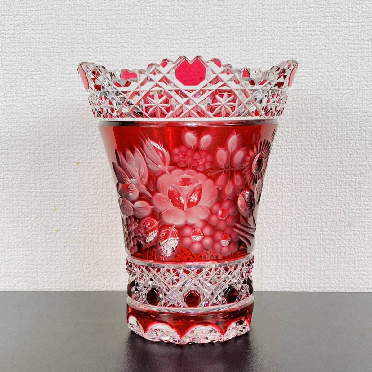 ヤフオク! -「マイセンクリスタル花瓶」の落札相場・落札価格