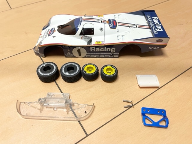 未使用 ミニッツ ASC ポルシェ962C 日石トラスト、ホワイトボディ