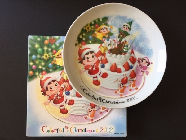 ペコちゃん　クリスマス絵皿　直径約１６センチ ②