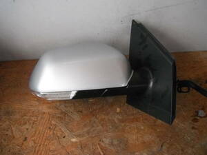  Volkswagen POLO 9N right door mirror silver LA7WA