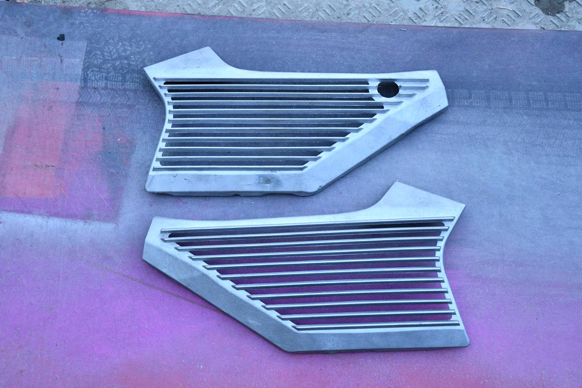 ヤフオク! -cbx400fサイドカバーの中古品・新品・未使用品一覧