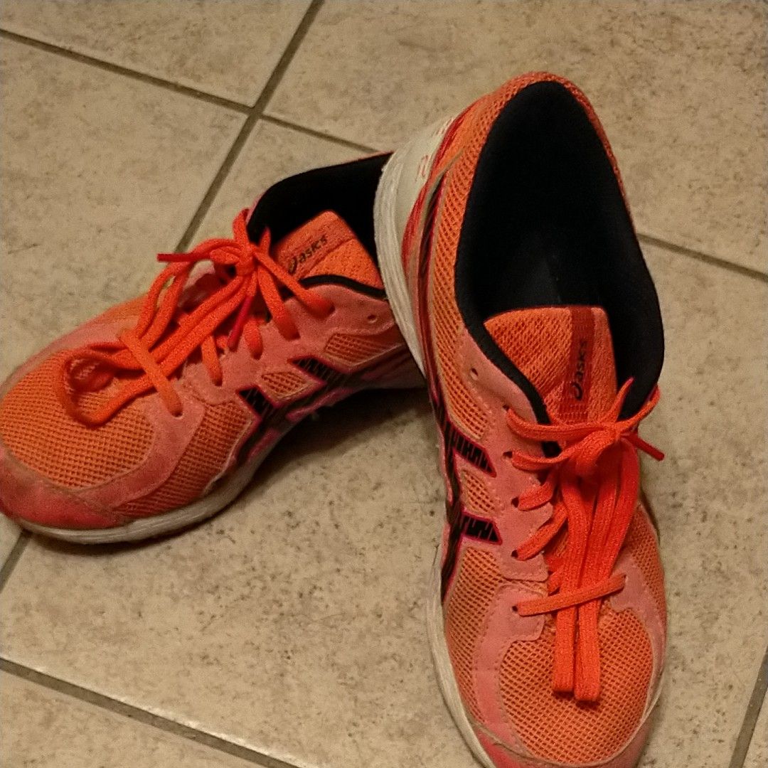新品17600円☆asics walkingアシックスウォーキング スニーカー 黄色