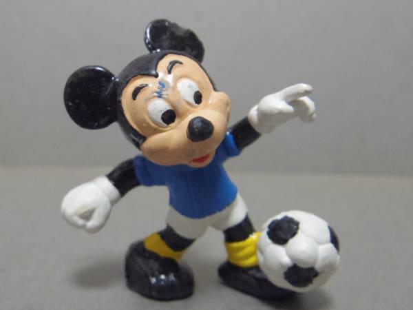 ディズニー ミッキーマウス PVCフィギュア サッカー ヘディング ディズニー ミッキーマウス PVCフィギュア サッカー ヘディング