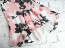 美品 ノーベスパジオ　NOVESPAZIO　日本製　水彩画花柄プリント　マーメイドラインスカート（ピンク、黒、白）38　華やかエレガント　63261_画像3