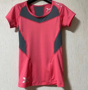 2XU ツータイムズユー　 半袖シャツ　サイズＳ