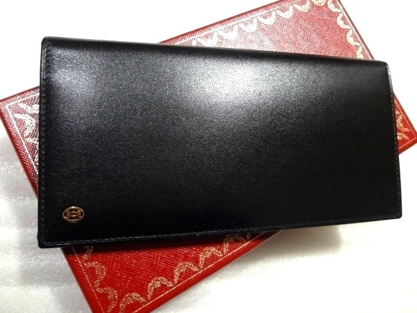 カルティエ 長財布 パシャの値段と価格推移は?|63件の売買情報を集計