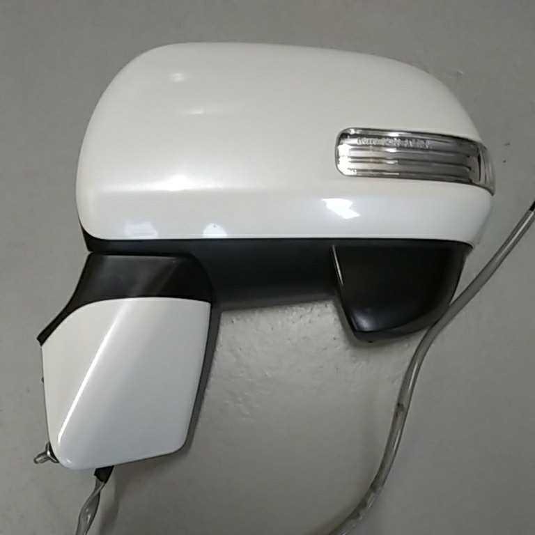 ヤフオク! -ヴォクシー 70 左ドアミラーの中古品・新品・未使用品一覧