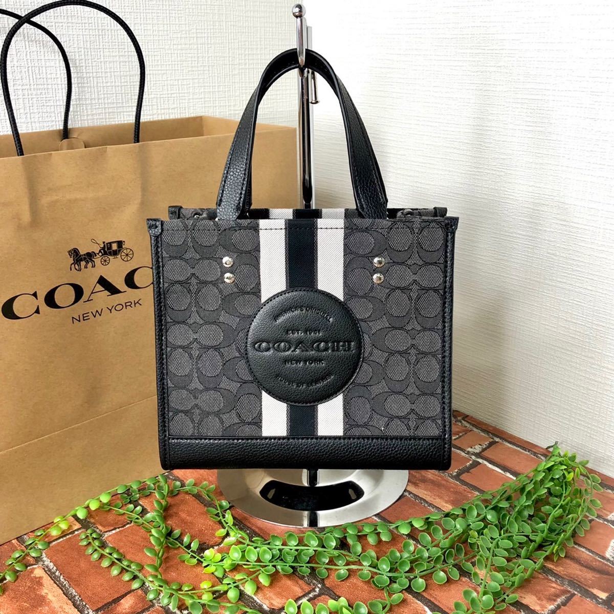 ☆新品☆COACH ハンドバッグ ショルダー 丸ロゴ 水色（小