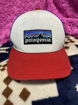 送料格安スピード発送！良品★Patagoniaパタゴニアロゴメッシュキャップトリコ★ALLサイズサーフィン登山トレランマラソントレッキング_画像2