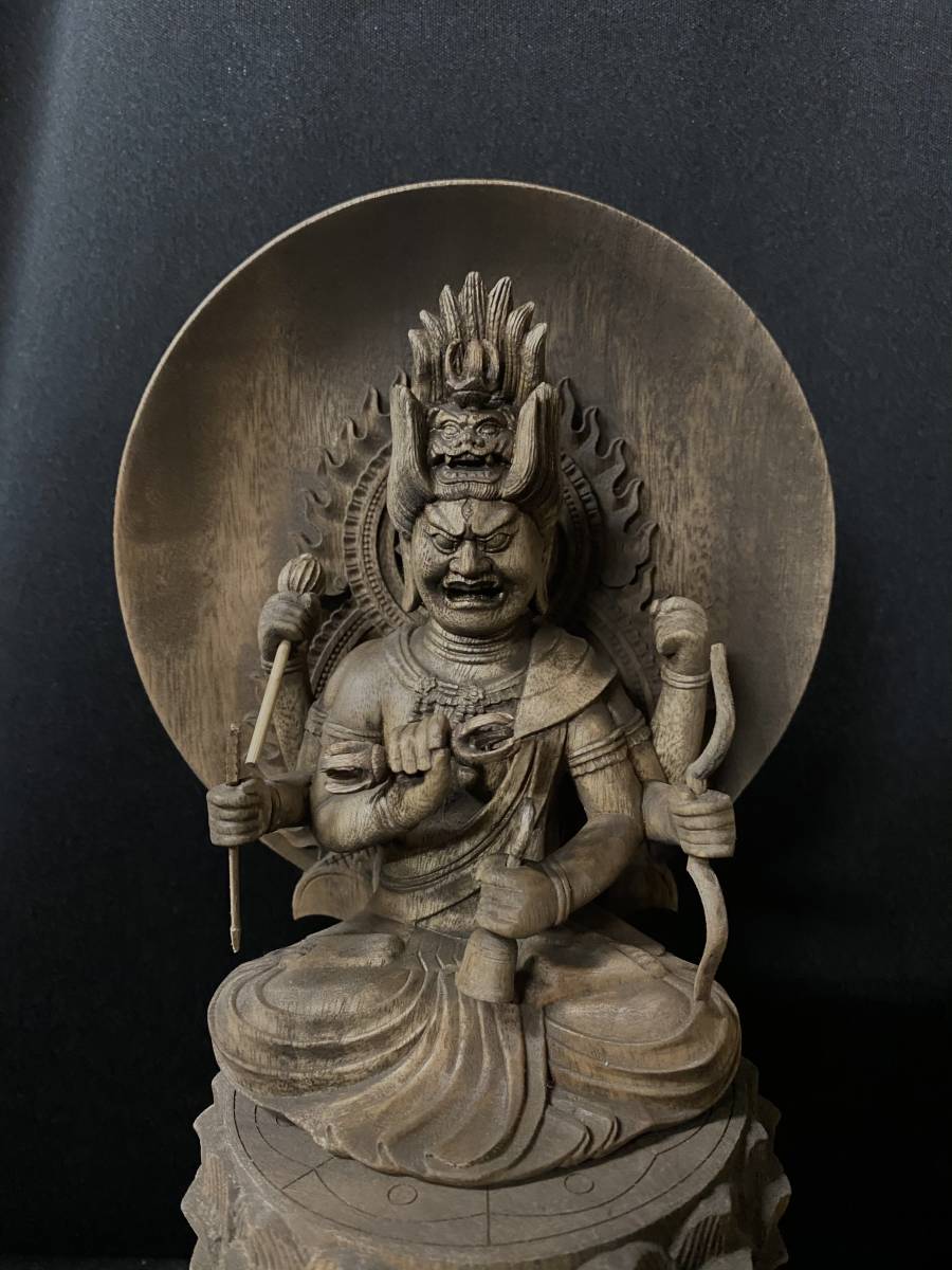 井波彫刻 一刀彫 総檜材 仏教工芸品 木彫仏像 十二支守り本尊 八大仏