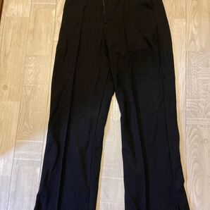 センタープレス スリットパンツ
