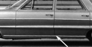 1961-64インパラワゴン、4ドアロッカーパネルモール左右セット新品。パークウッド　ビスケイン　ベルエア　インパラモール　ロッカーモール