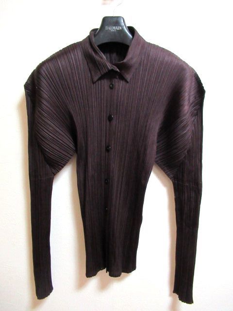 ヤフオク! - イッセイ ミヤケ - トップス(女性用)の中古品・新品・古着