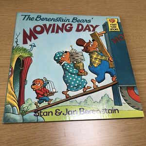 The Berenstain Bears／MOVING DAY／古い絵本　洋書／ソフトカバー／スタン＆ジャン・ベレンスタイン