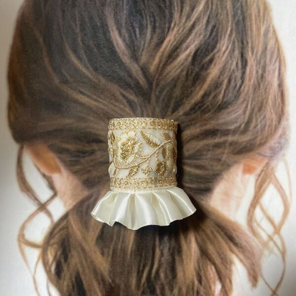 ポニーフック ヘアアクセサリー インド刺繍