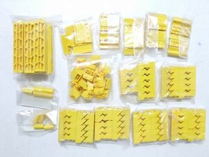 (60)J-14　LEGO　パーツ別　黄色　約206個　まとめてセット　パネル・スロープ・支柱など